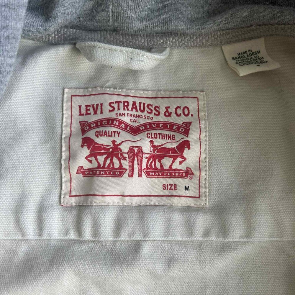 Levi’s Hooded Denim Jacket - Medium - Picture 7 of 7